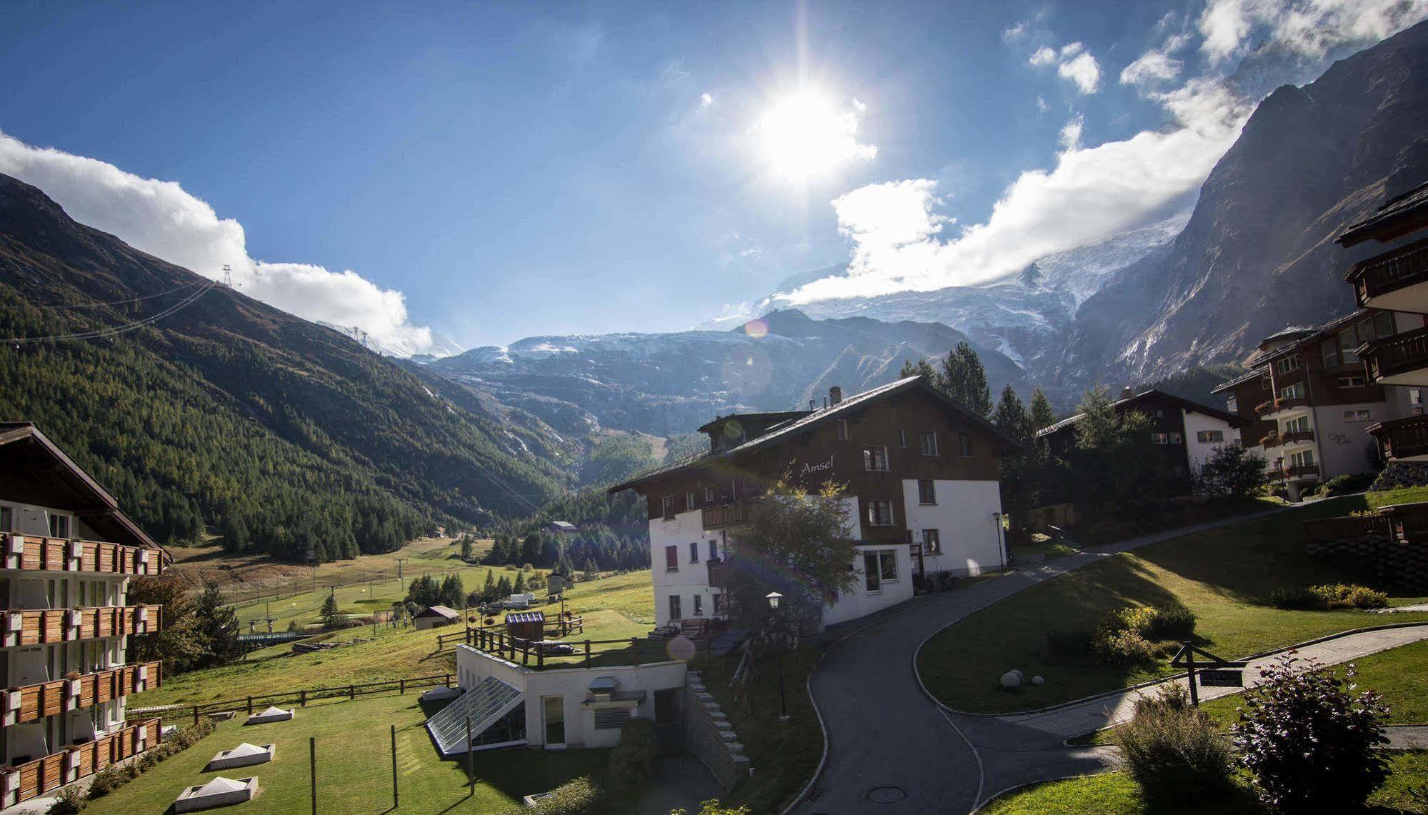 サース フェー Berghof Garni - The Dom Collection Bed & Breakfast エクステリア 写真