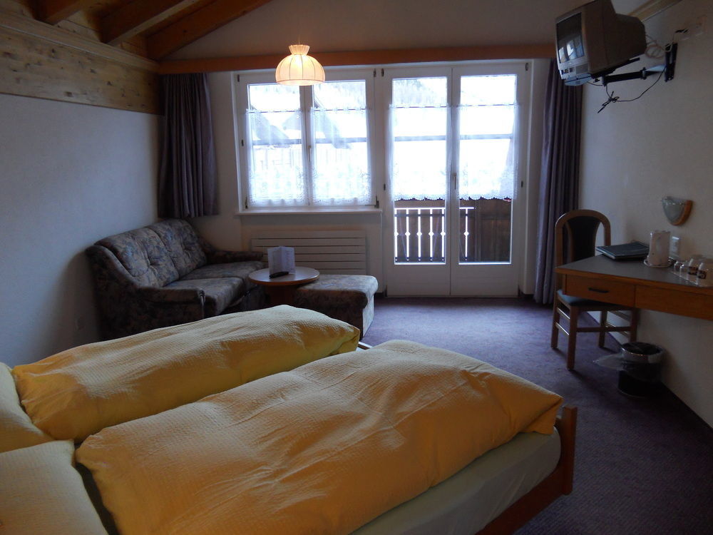サース フェー Berghof Garni - The Dom Collection Bed & Breakfast エクステリア 写真